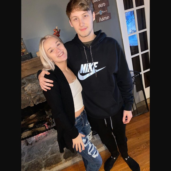 chloeelizabe198